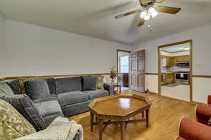 206 Peachtree St, McCormick, SC 29835 - Photo 11