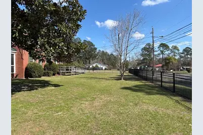 39 E Calhoun Street, Wadley, GA 30477 - Photo 9
