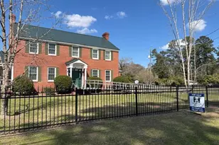 39 E Calhoun St, Wadley, GA 30477 - Photo 17