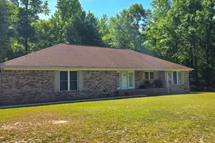 335 W Sheppard St, Stapleton, GA 30823 - Photo 3