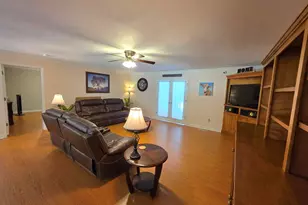 335 W Sheppard St, Stapleton, GA 30823 - Photo 7
