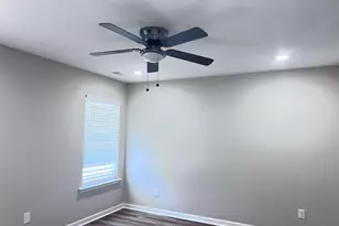631 Clary St, Thomson, GA 30824 - Photo 5