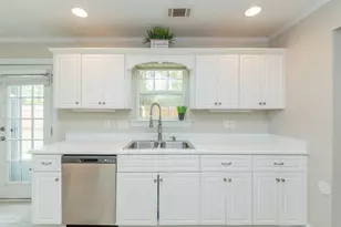 319 Twin Lakes Dr, Martinez, GA 30907 - Photo 7