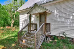 1265 Gills Point Rd, Tignall, GA 30668 - Photo 3