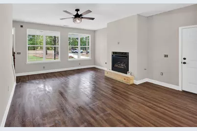 911 Fairway Drive, New Ellenton, SC 29809 - Photo 7