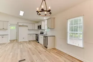2018 Broome Rd, Hephzibah, GA 30815 - Photo 7