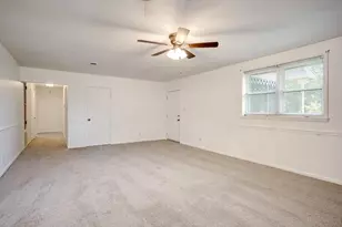 2001 Tracy Dr, Hephzibah, GA 30815 - Photo 9