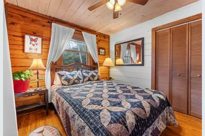 451 Summit, Otto, NC 28763 - Photo 25