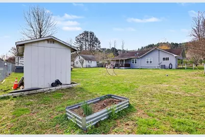 67 Lowell Street, Murphy, NC 28906 - Photo 35