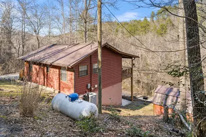 608 Hilltop Lane, Murphy, NC 28906 - Photo 21