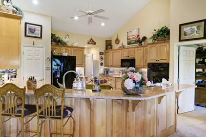 847 Scarletts Way, Young Harris, GA 30582 - Photo 7