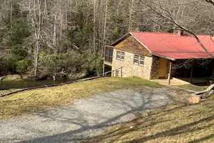 21027 Wayah Rd, Nantahala, NC 28781 - Photo 3