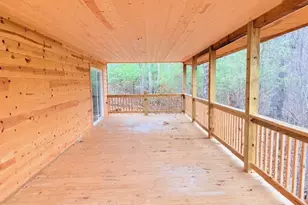 560 Carolina Fox Cir, Murphy, NC 28906 - Photo 7