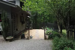 1054 Dickey Rd, Murphy, NC 28906 - Photo 21