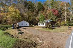 3391 Candy Mountain Rd, Murphy, NC 28906 - Photo 3