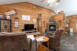 242 Eagles Roost Rd, Bryson City, NC 28713 - Photo 9