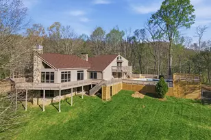 853 Caler Rd, Brasstown, NC 28902 - Photo 5