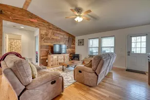 133 Underburg Ln, Franklin, NC 28734 - Photo 9