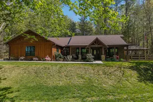 190 Galloway Dr, Hayesville, NC 28904 - Photo 1