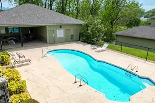 1647E Lakeview Dr, Young Harris, GA 30582 - Photo 33