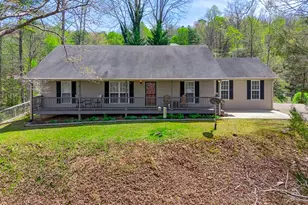 95 Hollow Dr, Murphy, NC 28906 - Photo 1