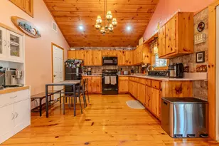 33 Hamlet Cir, Murphy, NC 28906 - Photo 11