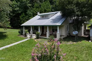 805 Bethabara Rd, Hayesville, NC 28904 - Photo 15