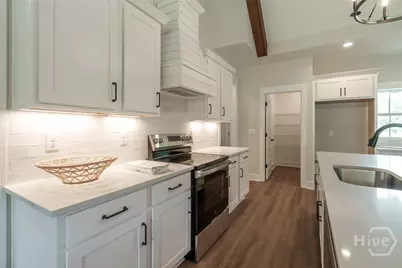 345 Woodfin, Social Circle, GA 30025 - Photo 17