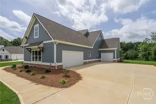 345 Woodfin, Social Circle, GA 30025 - Photo 5
