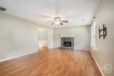 1071 Wildflower Way, Madison, GA 30650 - Photo 3