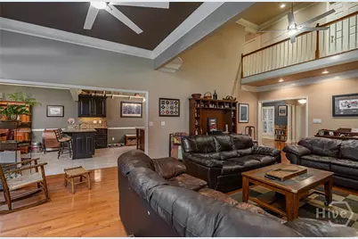 325 Twin Oaks Circle, Bogart, GA 30622 - Photo 11
