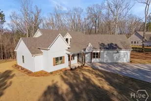 115 Oak Hill Cir, Eatonton, GA 31024 - Photo 3