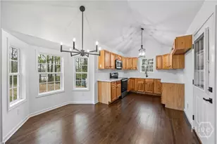 475 Hilltop Way, Toccoa, GA 30577 - Photo 7