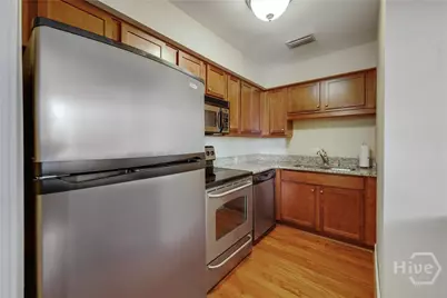 247 E Washington Street #302, Athens, GA 30601 - Photo 17