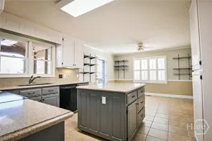 1010 Charles Ct, Statham, GA 30666 - Photo 15