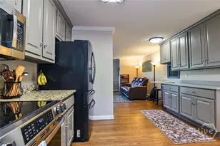 1020 Barnett Pl, Athens, GA 30605 - Photo 9