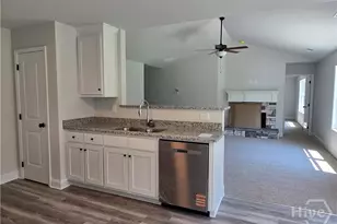 96 Northridge Dr, Danielsville, GA 30633 - Photo 3