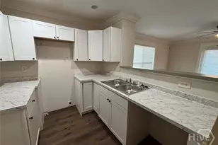 1035 Barnett Shoals Rd, Athens, GA 30605 - Photo 5