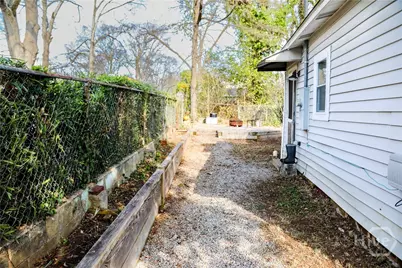 1398 W Hancock Avenue W, Athens, GA 30606 - Photo 21