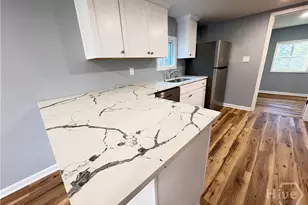 286 Pine Ave, Commerce, GA 30529 - Photo 3