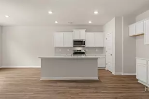 470 Abbott Rd, Statham, GA 30666 - Photo 13