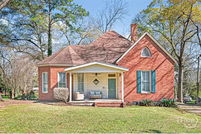 131 S Thomas Street, Elberton, GA 30635 - Photo 1