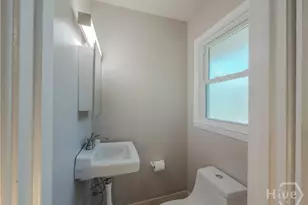 324 E Broad St, Winder, GA 30680 - Photo 17