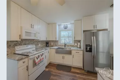 324 E Broad Street, Winder, GA 30680 - Photo 3