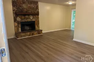 230/232 Rustwood Dr, Athens, GA 30606 - Photo 3