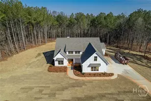 304 Woodfin Way, Social Circle, GA 30025 - Photo 3