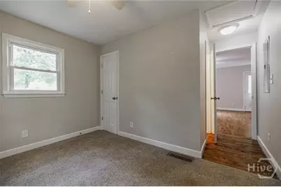185 Royal Court, Athens, GA 30601 - Photo 5