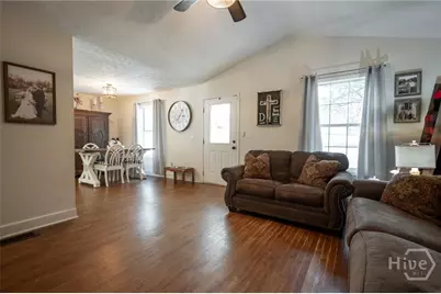 223 N 5th Avenue, Winder, GA 30680 - Photo 7