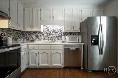 223 N 5th Avenue, Winder, GA 30680 - Photo 9