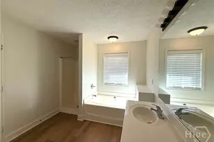 70 Shannons Ct, Comer, GA 30629 - Photo 5